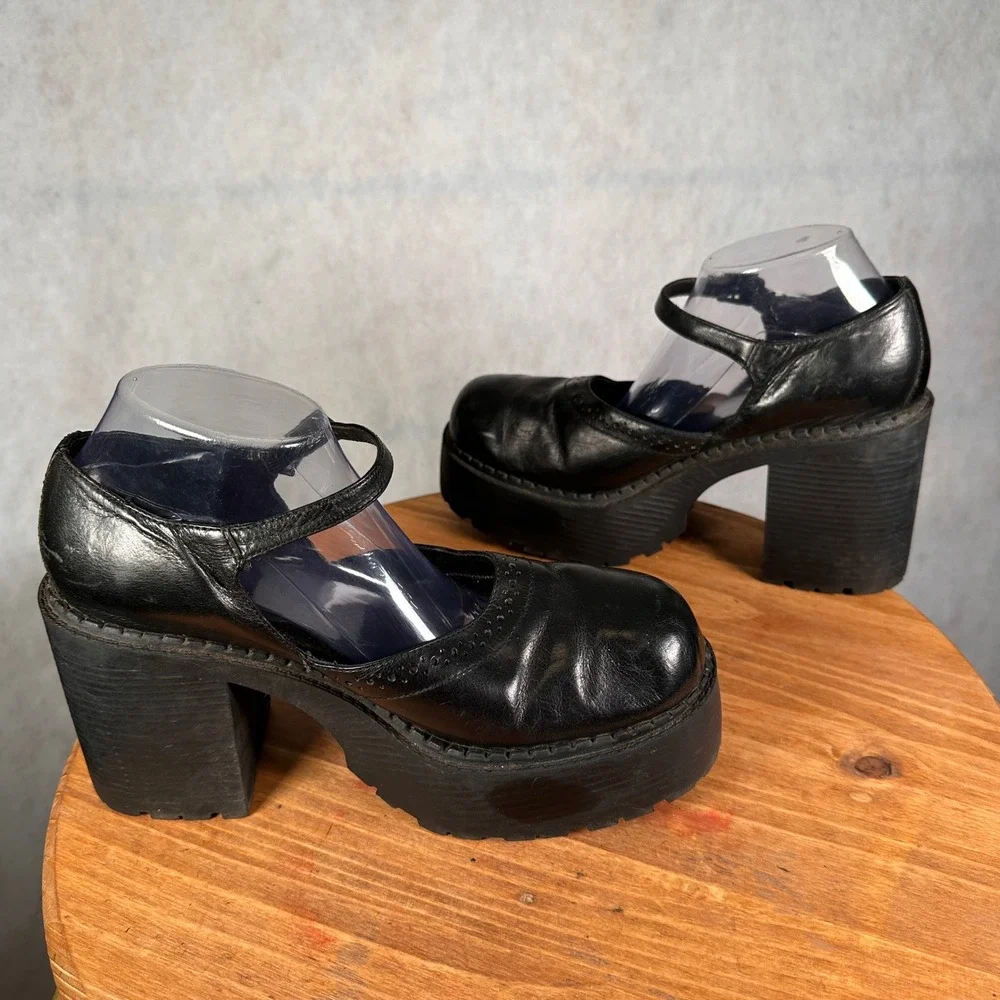 Riverstone Industrial Vintage Y2K Mary Jane Heels Womens 10 Black Platform Lug